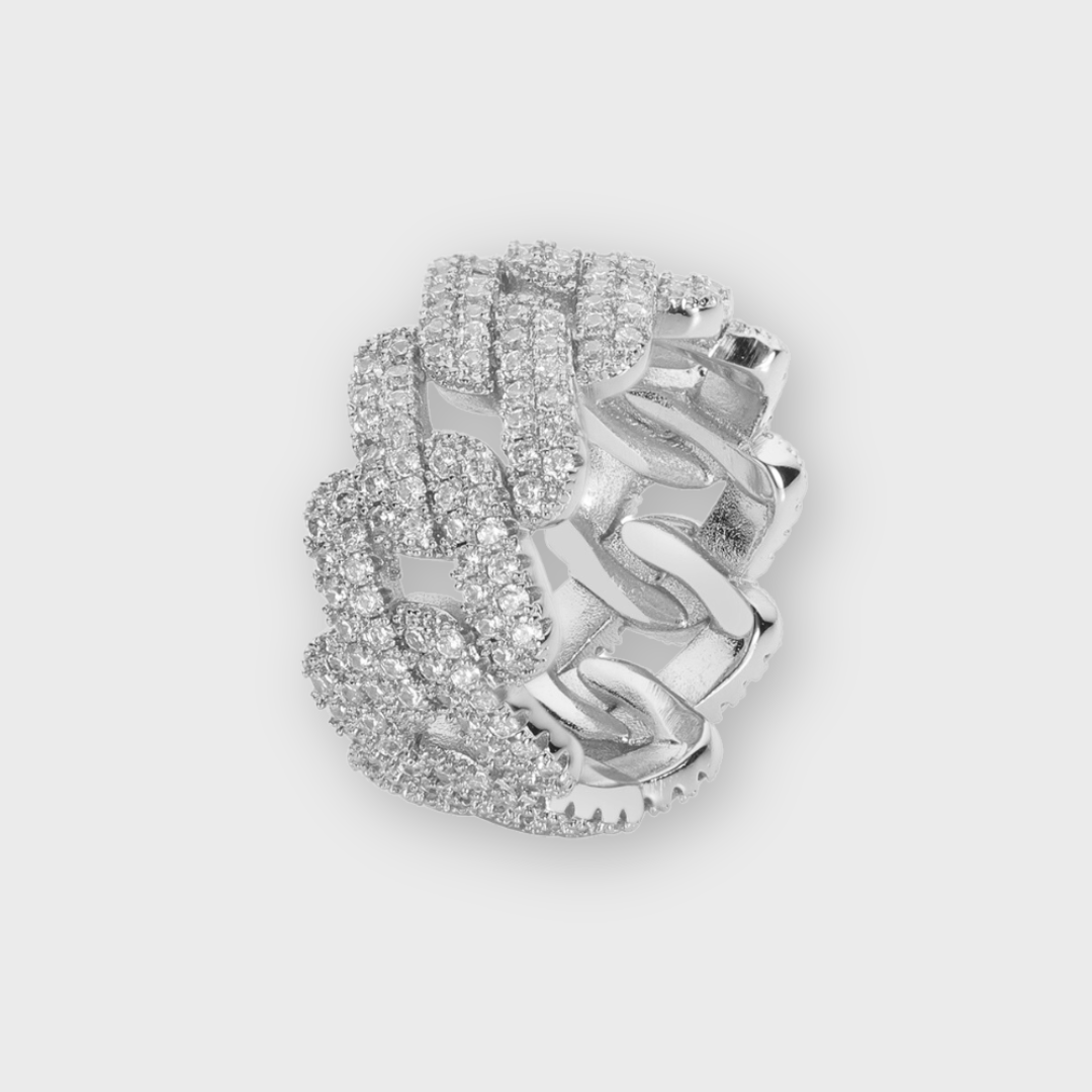 Silver Royal Ring – Elegant Jewelry Piece